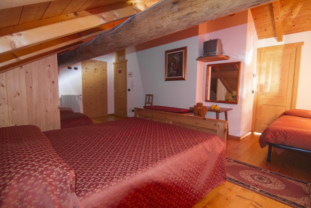 Agriturismo Raethia Isolaccia Extérieur photo